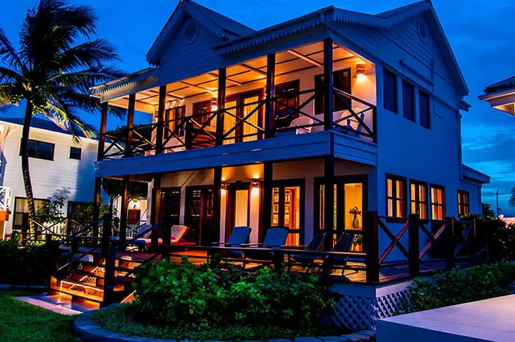 Exterior of Casa Del Sol at night at Victoria House Resort and Spa, Belize