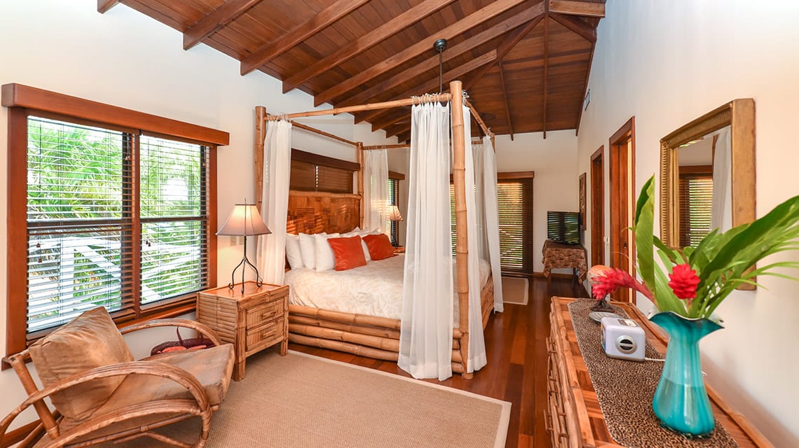 Bedroom in the Tower Suite at Victoria House Resort and Spa